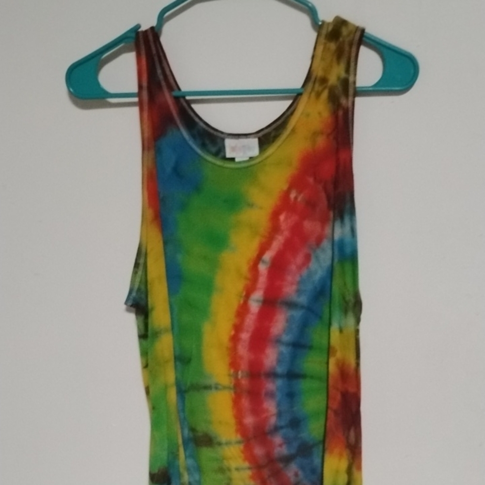 Red and Orange Tie-Dye Scoop Neck Tank Top